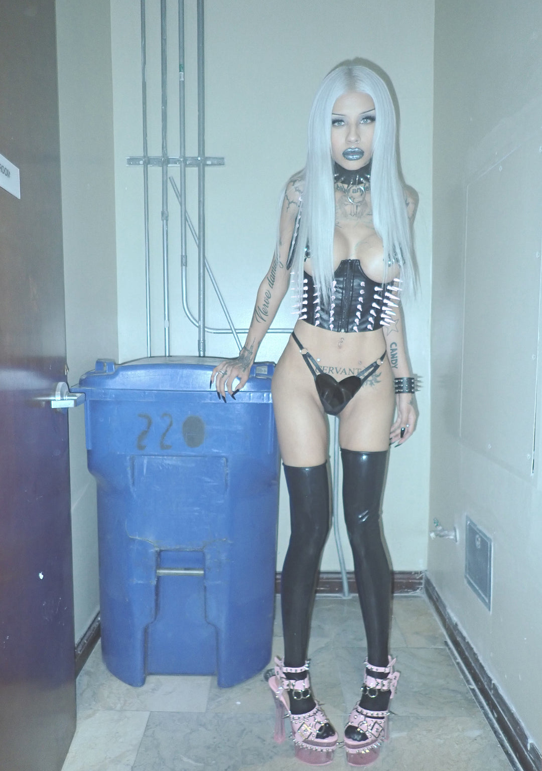 Metal Goth Spiked Underbust Corset Widow - Pink/ Black - Image 6