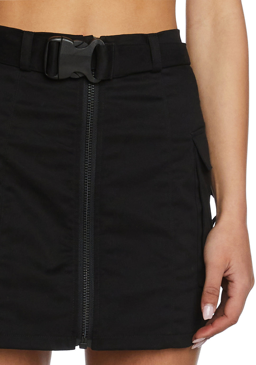 Poster Grl Zip Up Cargo Mini Skirt - Black - Image 5